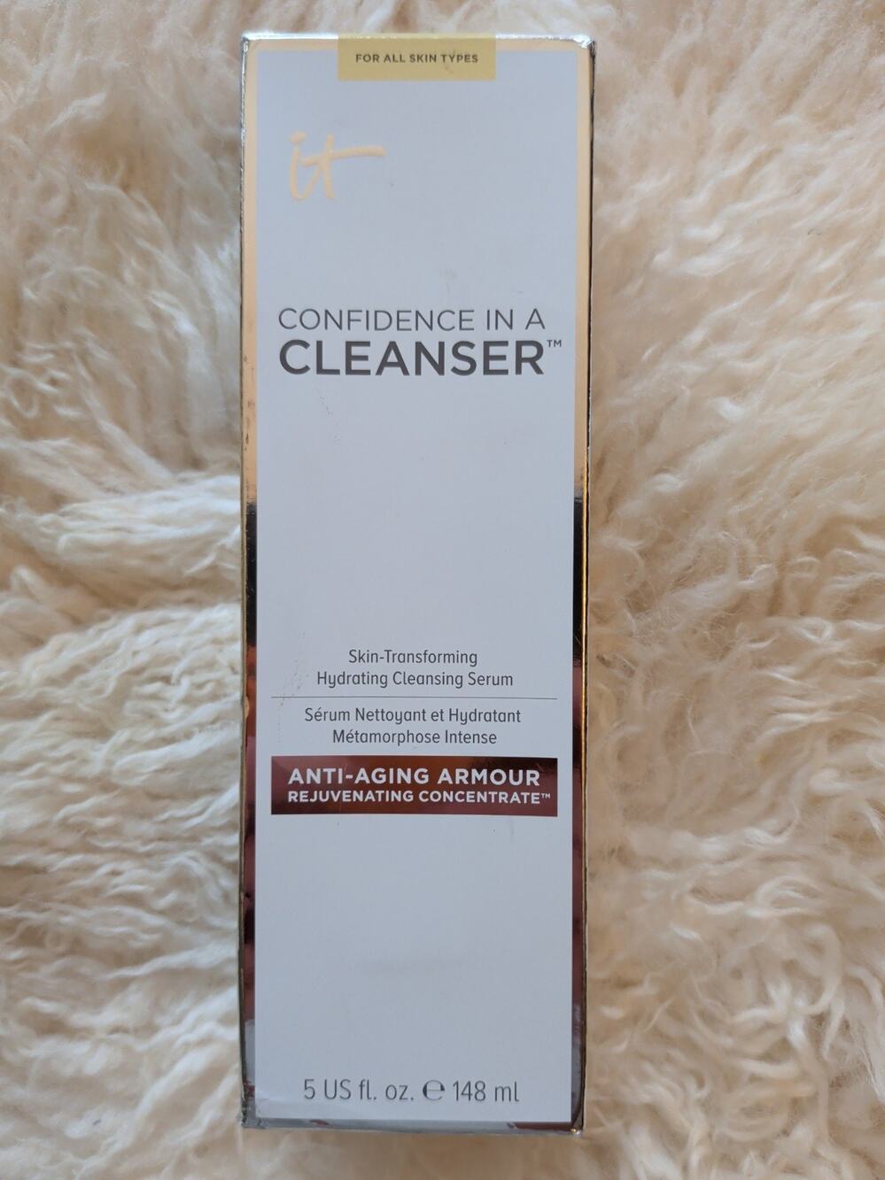 IT Cosmetics Confidence In A Cleanser - Ceramides + Hyaluronic acid - 5 fl.oz